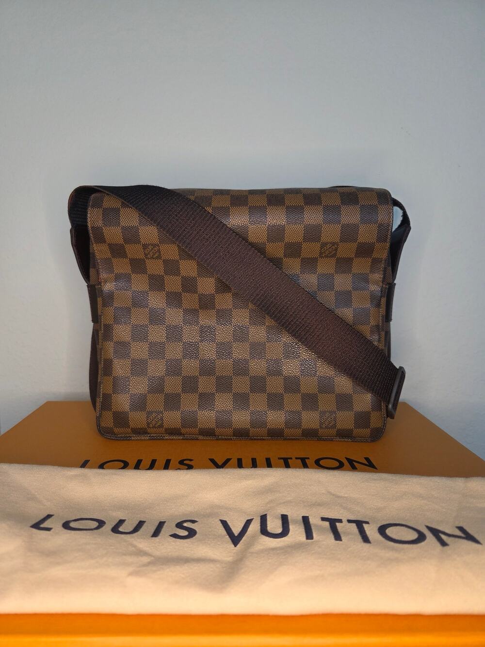 Louis Vuitton Naviglio Damier Ebene Messenger Crossbody Bag TH0021